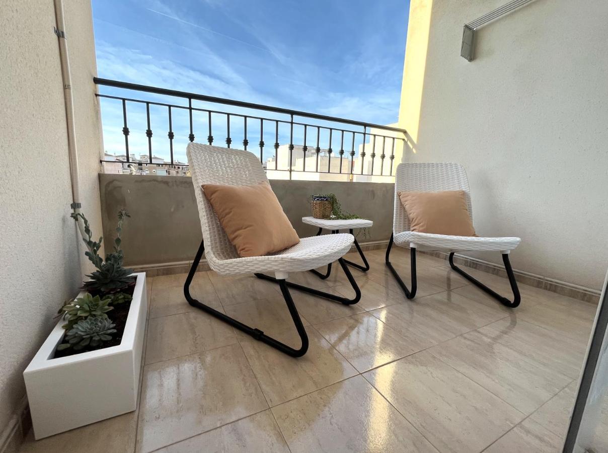 Salty Apartment Torrevieja Ngoại thất bức ảnh